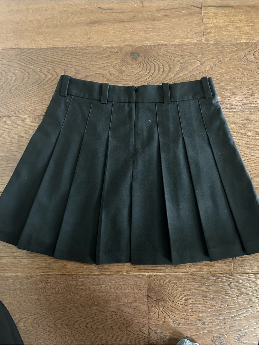 Aritzia Black Pleated Mini Skirt with Belt Loops